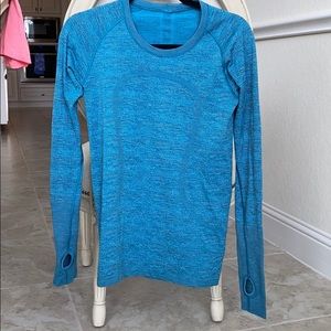 Lululemon shirt